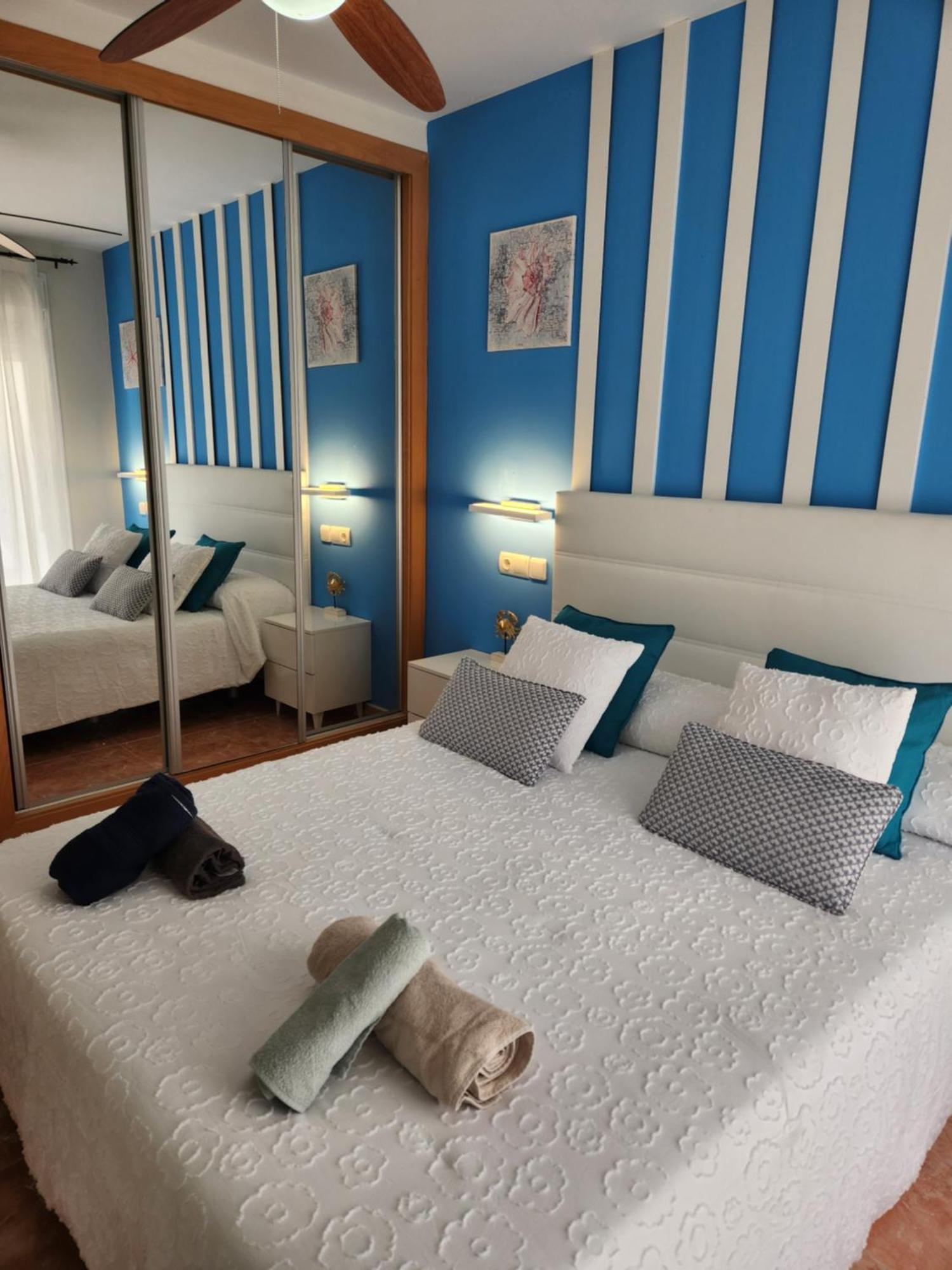 Bajo En Primera Linea De Vera-Playa Con Piscina Privada! Exterior photo